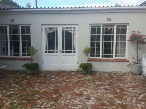 Отель Dancer's Cottages  Кейптаун
